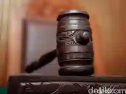Suami Walkot Semarang, Mbak Ita, Turut Gugat Status Tersangka oleh KPK